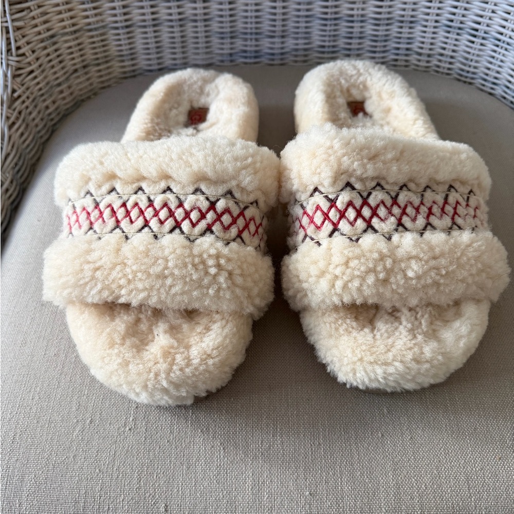 UGG Tan Fuzzy Slippers - Picture 4 of 5
